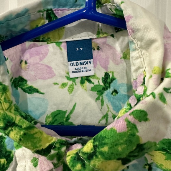 Old Navy Hawaiian Button Down - Picture 2 of 3